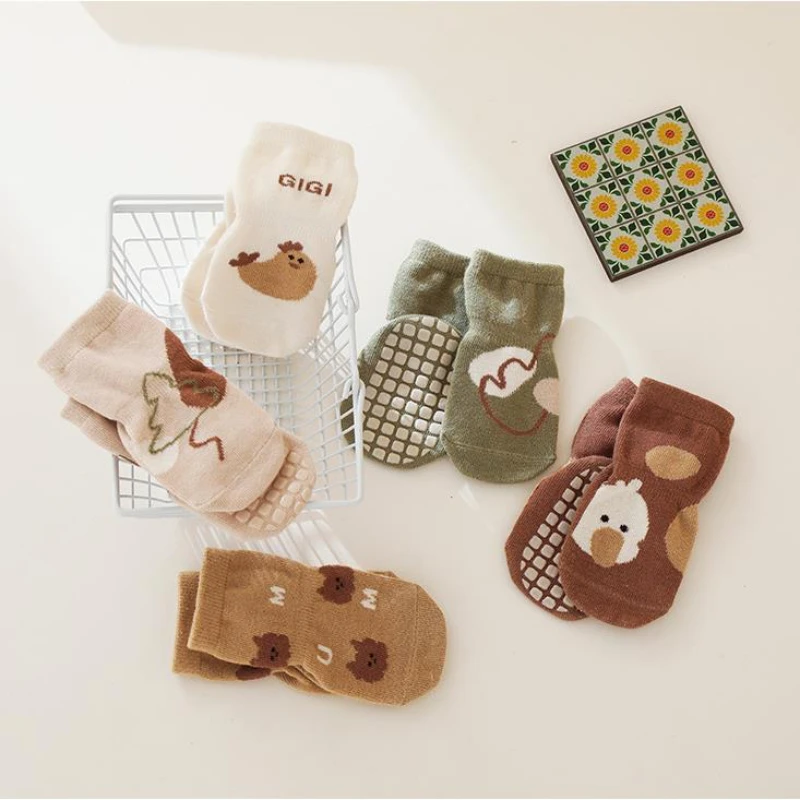 Nuovo autunno inverno Kawaii c - Unisex Baby Socks Non Slip recensione e prezzo