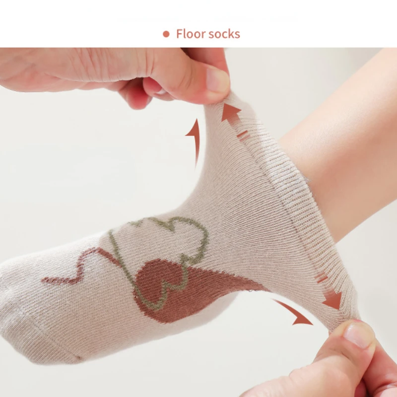 Nuovo autunno inverno Kawaii c - Unisex Baby Socks Non Slip recensione e prezzo